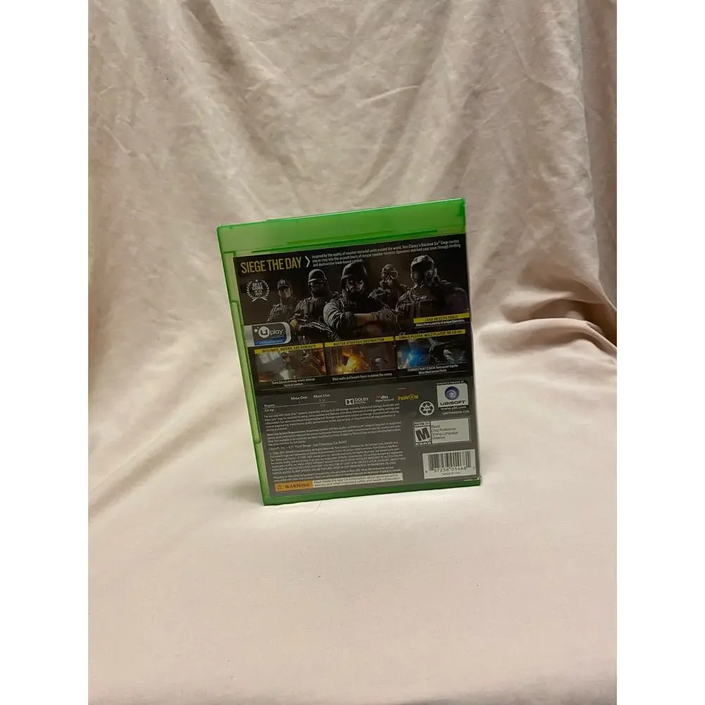 Tom Clancy's Rainbow Six Siege - (Microsoft Xbox One, 2015)
